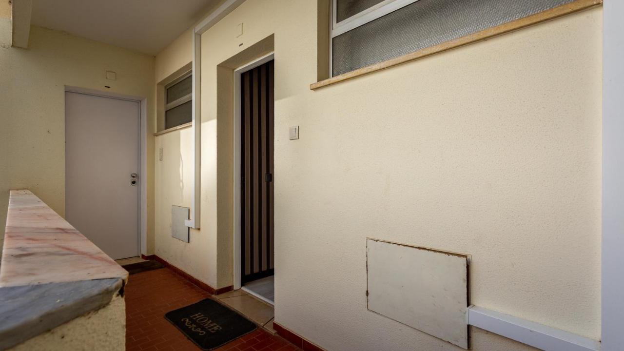 Charming 1 Bedroom Apartment In Portimao By Lovelystay Kültér fotó